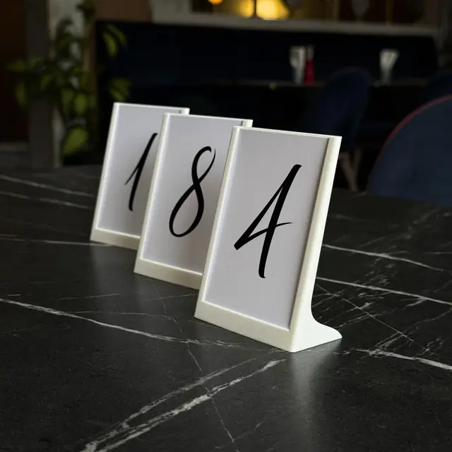 Pjesë për kafene dhe restorante, 7